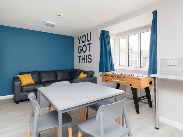 Apartment for rent in Longport, The Bridge