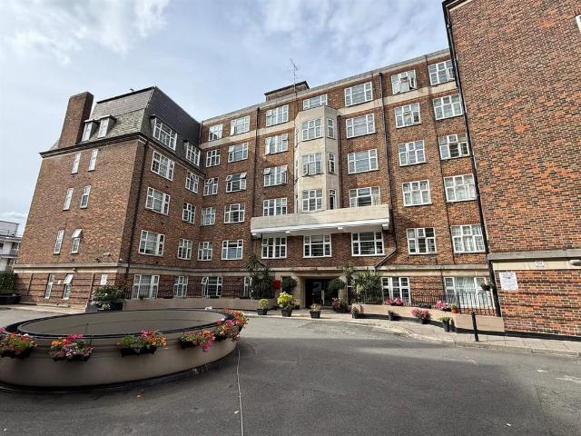 House for rent in Swiss Cottage, Greater London