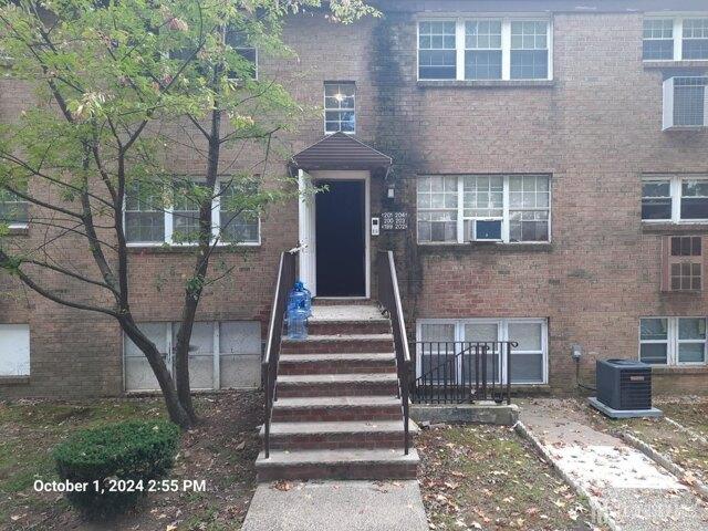 Condo for sale in Edison