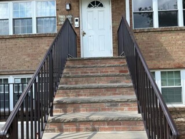 Condo for sale in Edison
