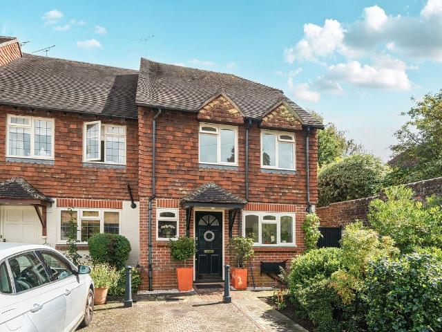 House for rent in Fole, Surrey