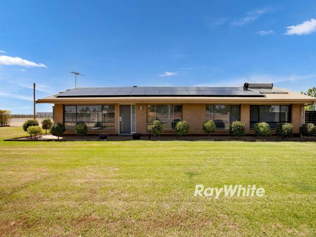 House for sale in Nichols Point, Victoria