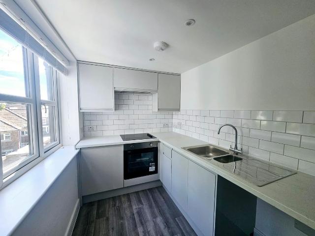 Apartment for rent in The Polygon, City Of Southampton