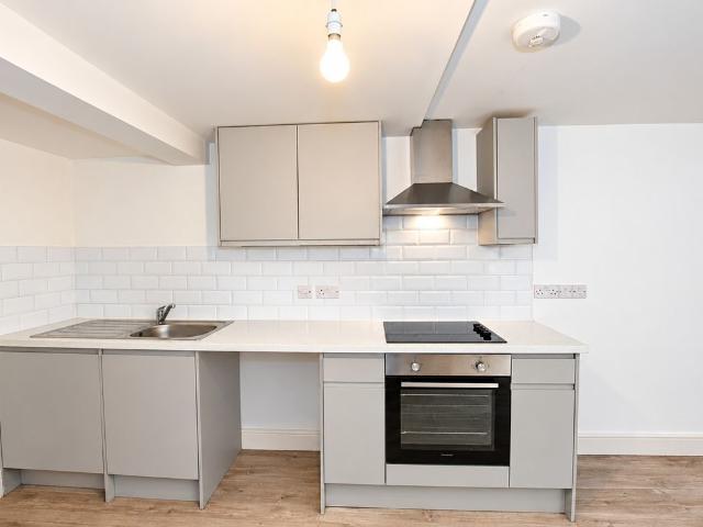 Apartment for rent in Bellevue, Southampton