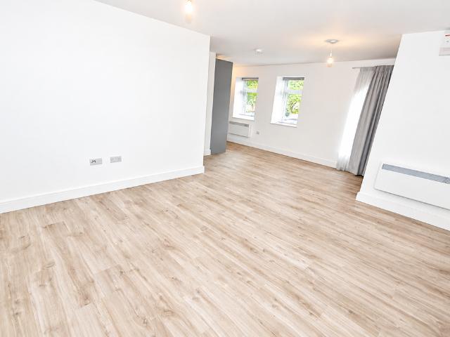 Apartment for rent in Bellevue, Southampton