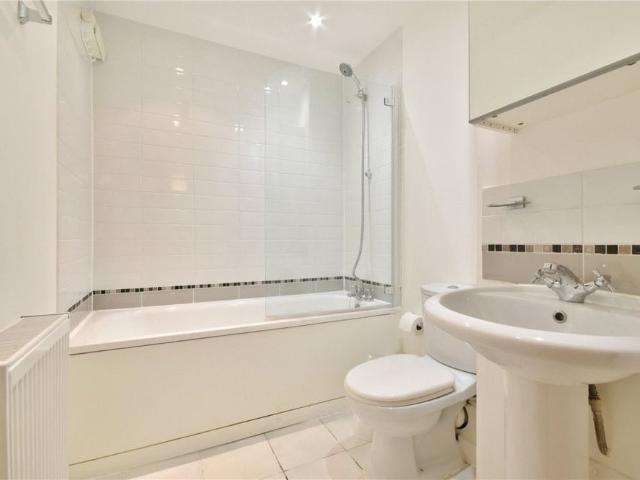 Apartment for rent in Cat Hill, Isle Of Man