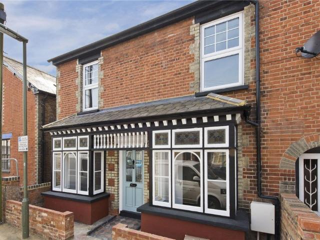 House for rent in Guildford Park, Guildford