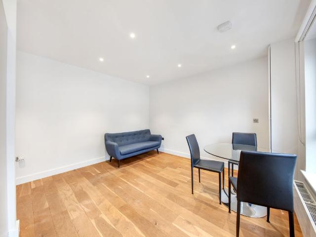 Apartment for rent in Greater London