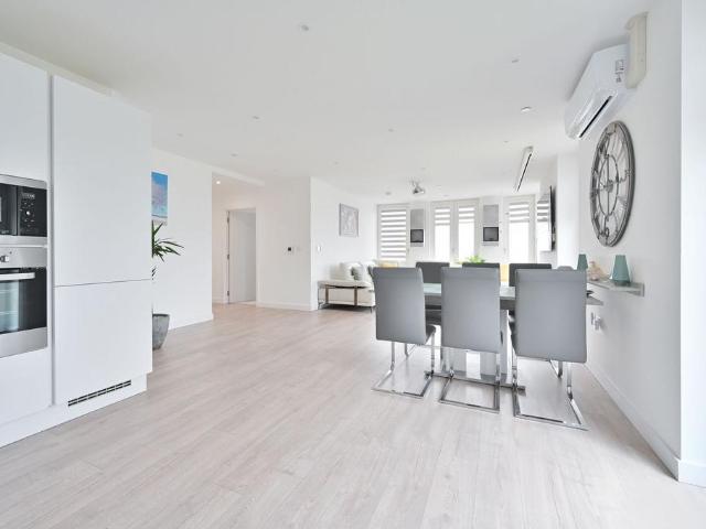 House for rent in Greater London