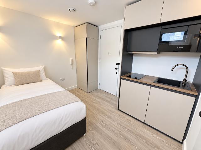 Studio for rent in London Borough of Harrow, Greater London