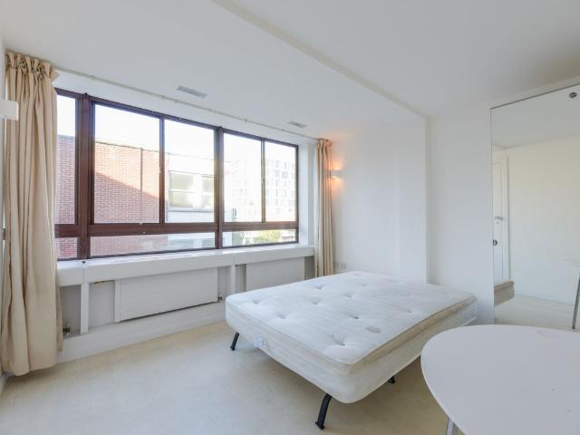 Studio for rent in Greater London