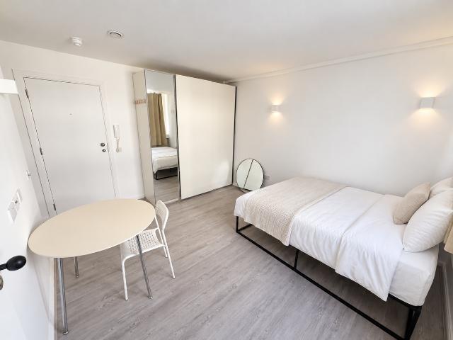 Studio for rent in London Borough of Harrow, Greater London