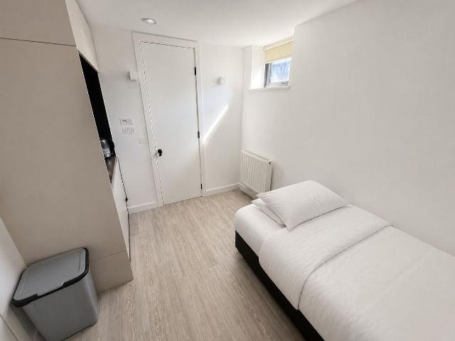 Studio for rent in Greenhill, Greater London