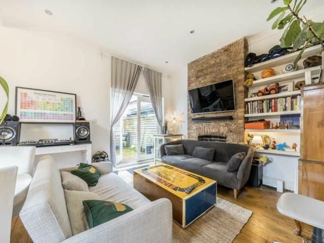 Apartment for rent in Cat Hill, Isle Of Man