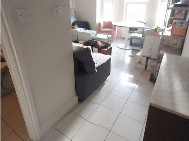 Apartment for rent in Willesden Green, Greater London