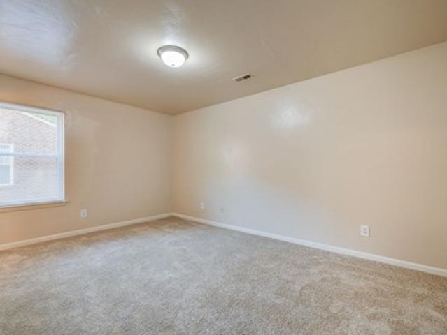 Duplex for rent in Suffolk