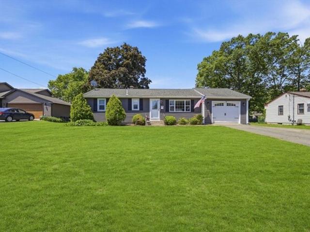 House for sale in Hampden, Massachusetts