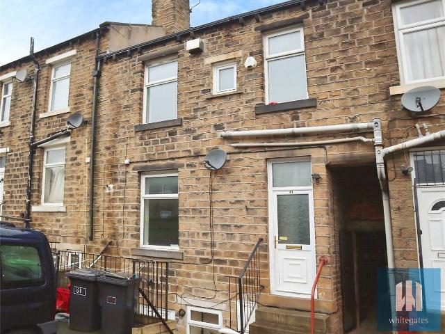 House for rent in Milnsbridge, West Yorkshire