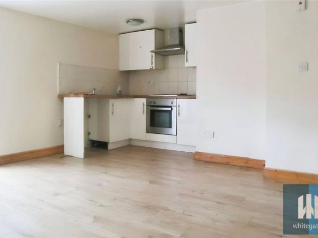 Apartment for rent in Milnsbridge, Kirklees