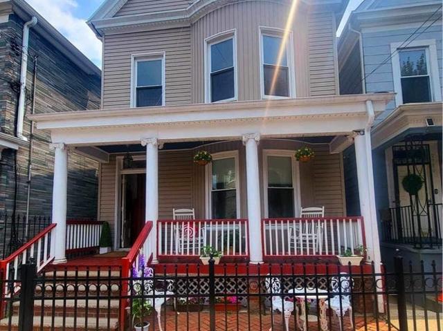 Room for rent in The Bronx, Arverne
