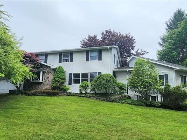 House for sale in Cortland