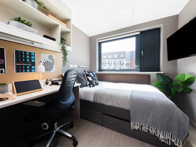 Apartment for rent in Falcon Lodge, Wales