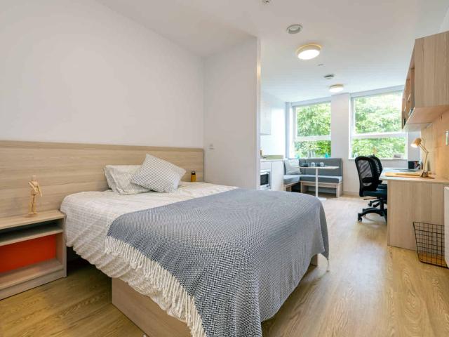 Apartment for rent in The Polygon, City Of Southampton