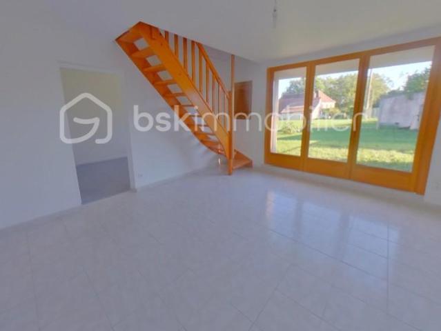 Maison vente à Sens, Collemiers