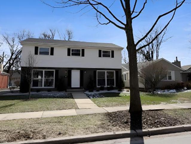House for sale in Flossmoor, Illinois