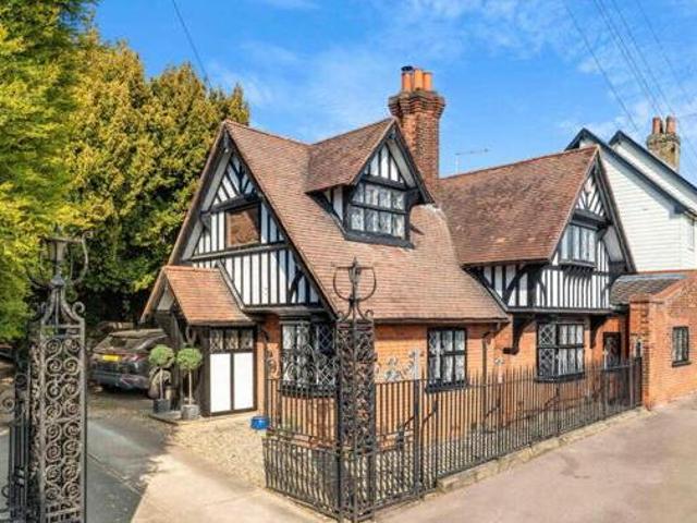 House for sale in Ware, East Hertfordshire