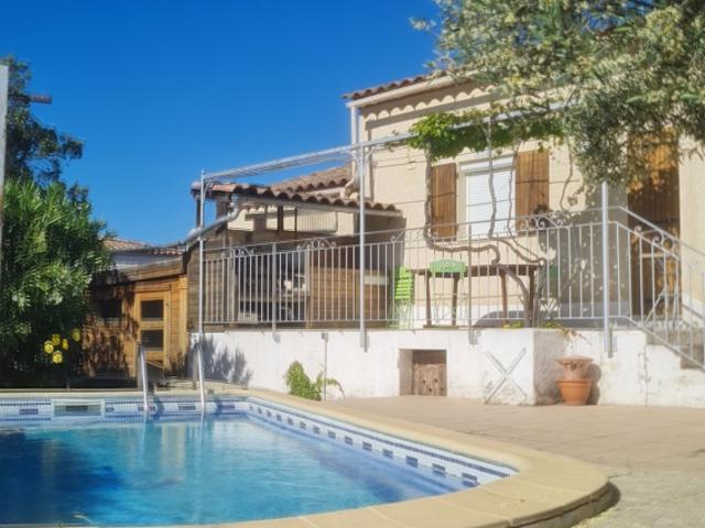 Maison vente à Nîmes, Collias