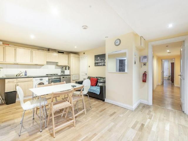 House for rent in Earl's Court, Greater London