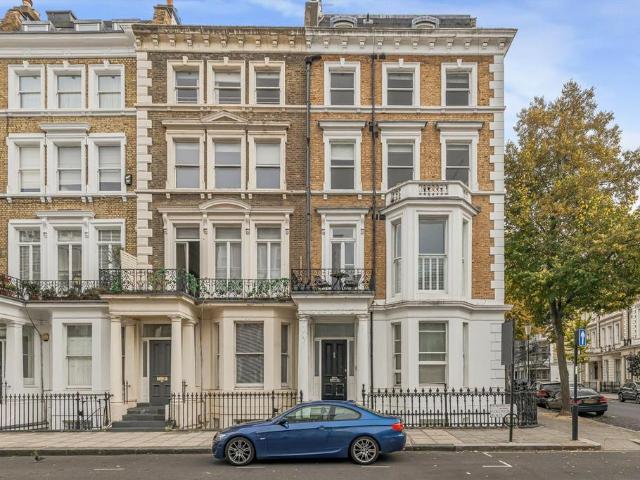 House for rent in Earl's Court, Greater London