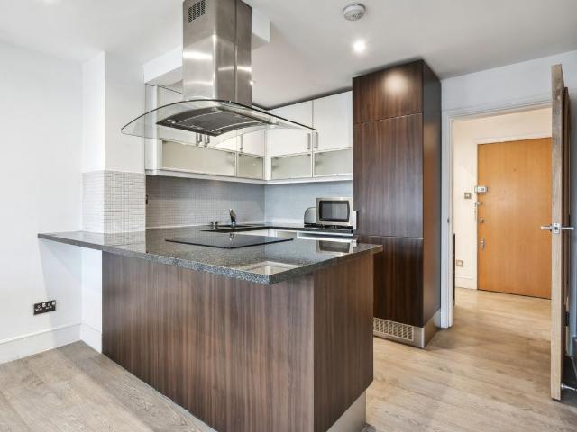 Apartment for rent in South Kensington, Greater London