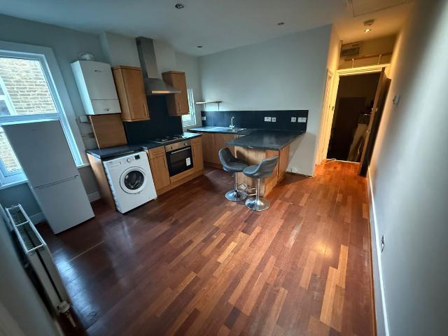 Apartment for rent in London Borough of Lewisham, Forest Hill