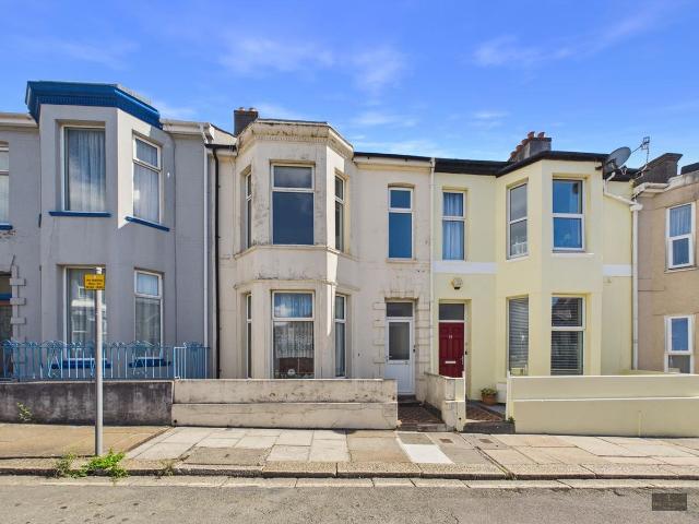 Apartment for rent in Cattedown, Mount Wise