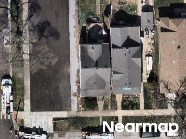 House for sale in Blue Island, Illinois