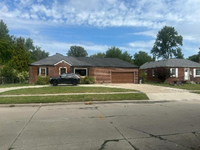 House for sale in Eastpointe, Macomb County