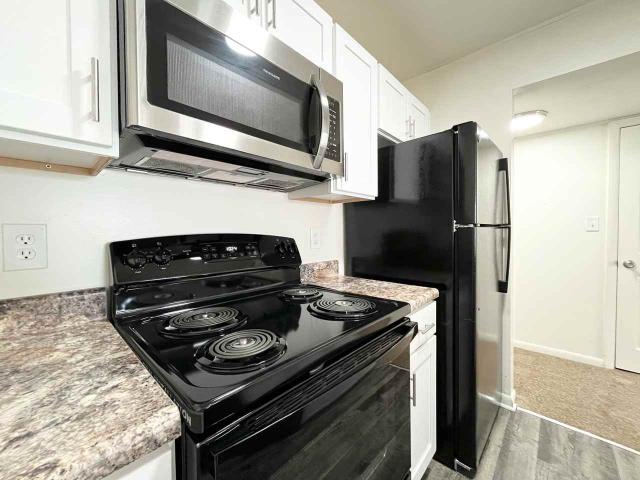 Apartment for rent in Collinwood Square Aprtments, Newport News