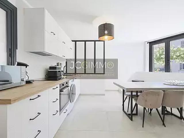 Maison vente à Arrondissement de Toulon, Collobrières