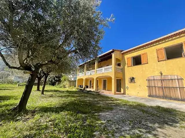 Maison vente à Arrondissement de Toulon, Collobrières