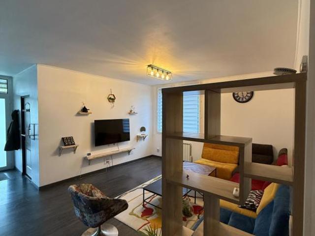 Maison vente à Angoulême, Aignes-et-puypéroux