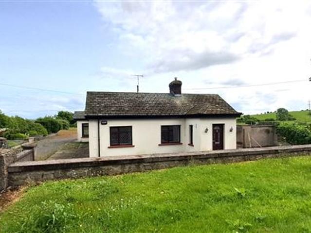 Detached House to rent in Slane, North Tipperary