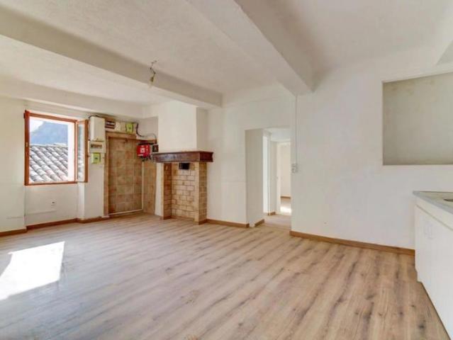 Maison vente à Grasse, Collongues
