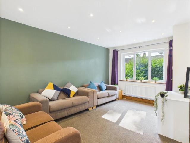 House for rent in Earlham Rise, East Bank