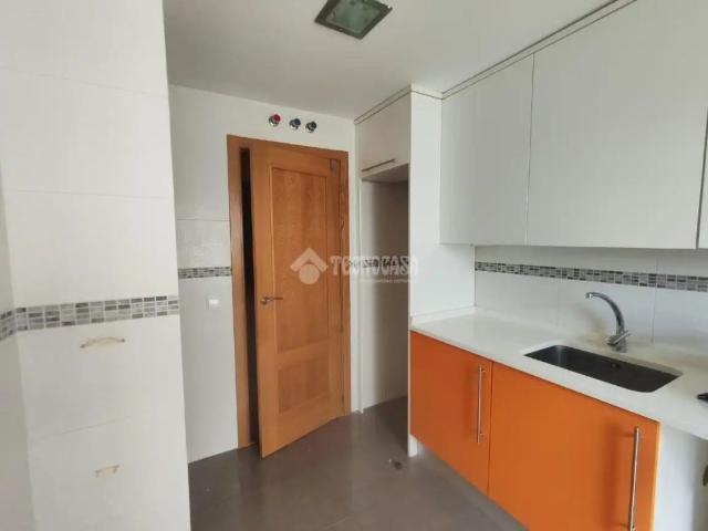 Apartamento en alquiler en Plaza de los Residenciales, Colmenar Viejo