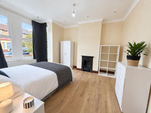 House for rent in London Borough of Lambeth, Greater London