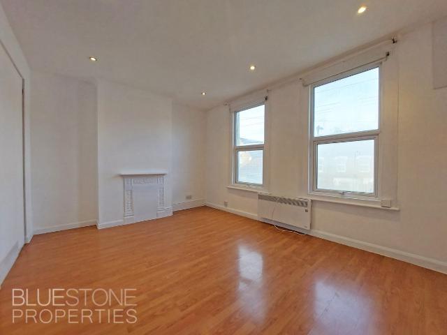 Studio for rent in London Borough of Croydon, Norbury