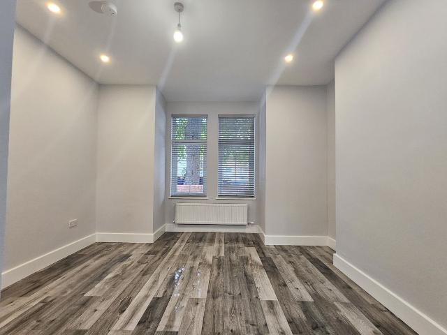 House for rent in Ponders End, Greater London