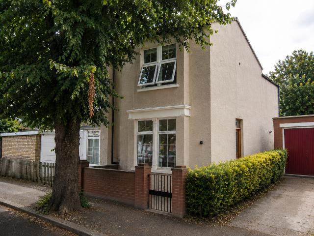 House for rent in Ponders End, Greater London